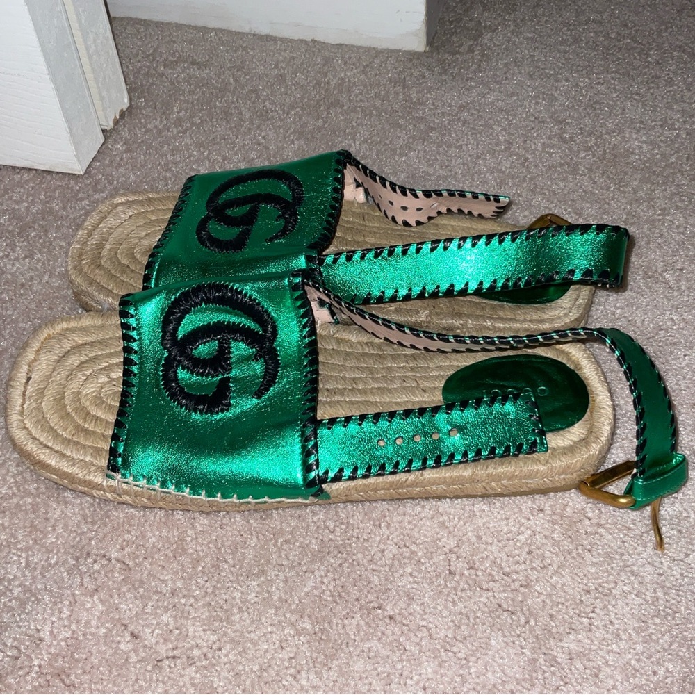 Gucci Sandals - Picture 2 of 4